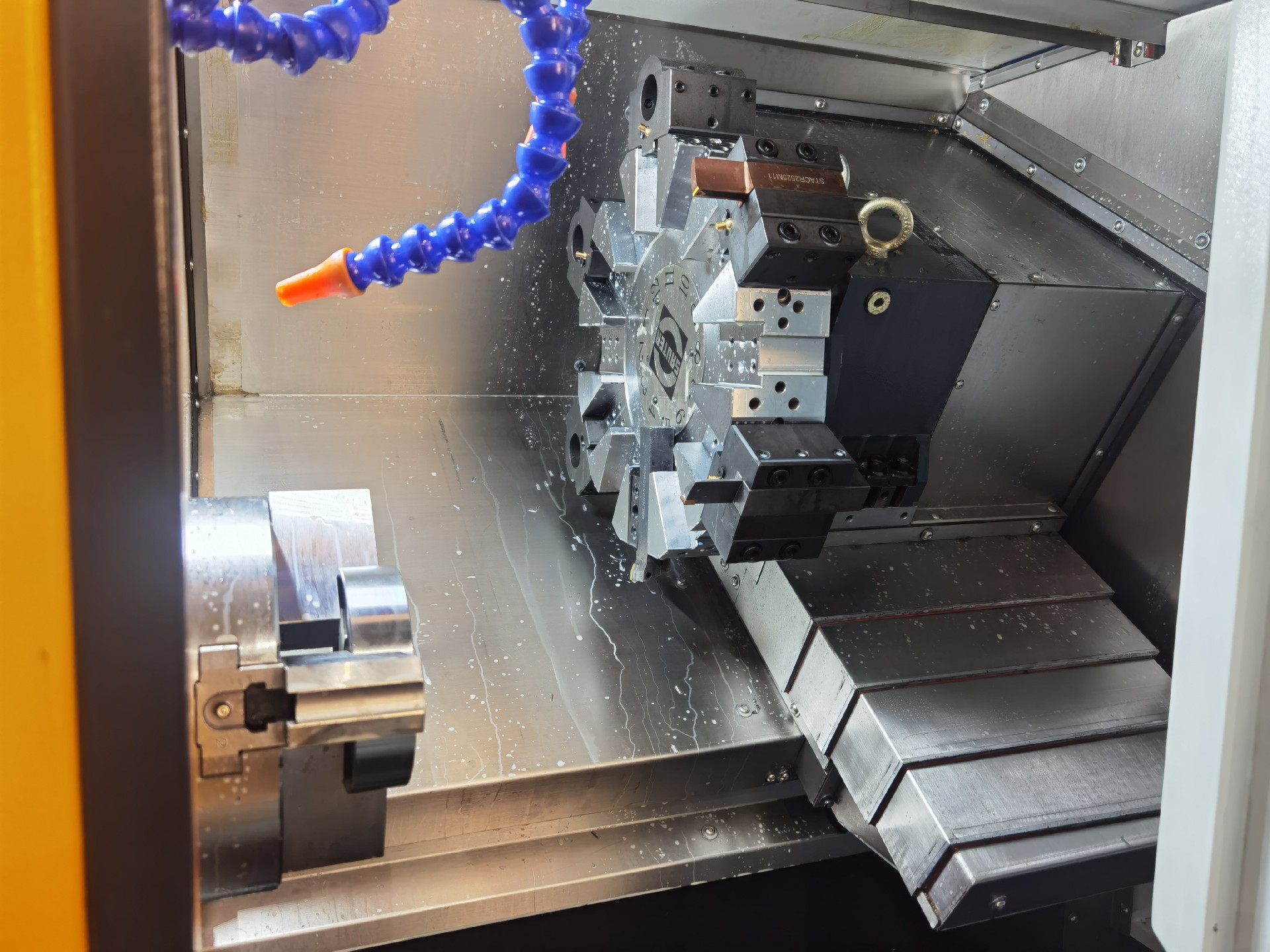 小鋼礮刀墖機(無尾座欵）